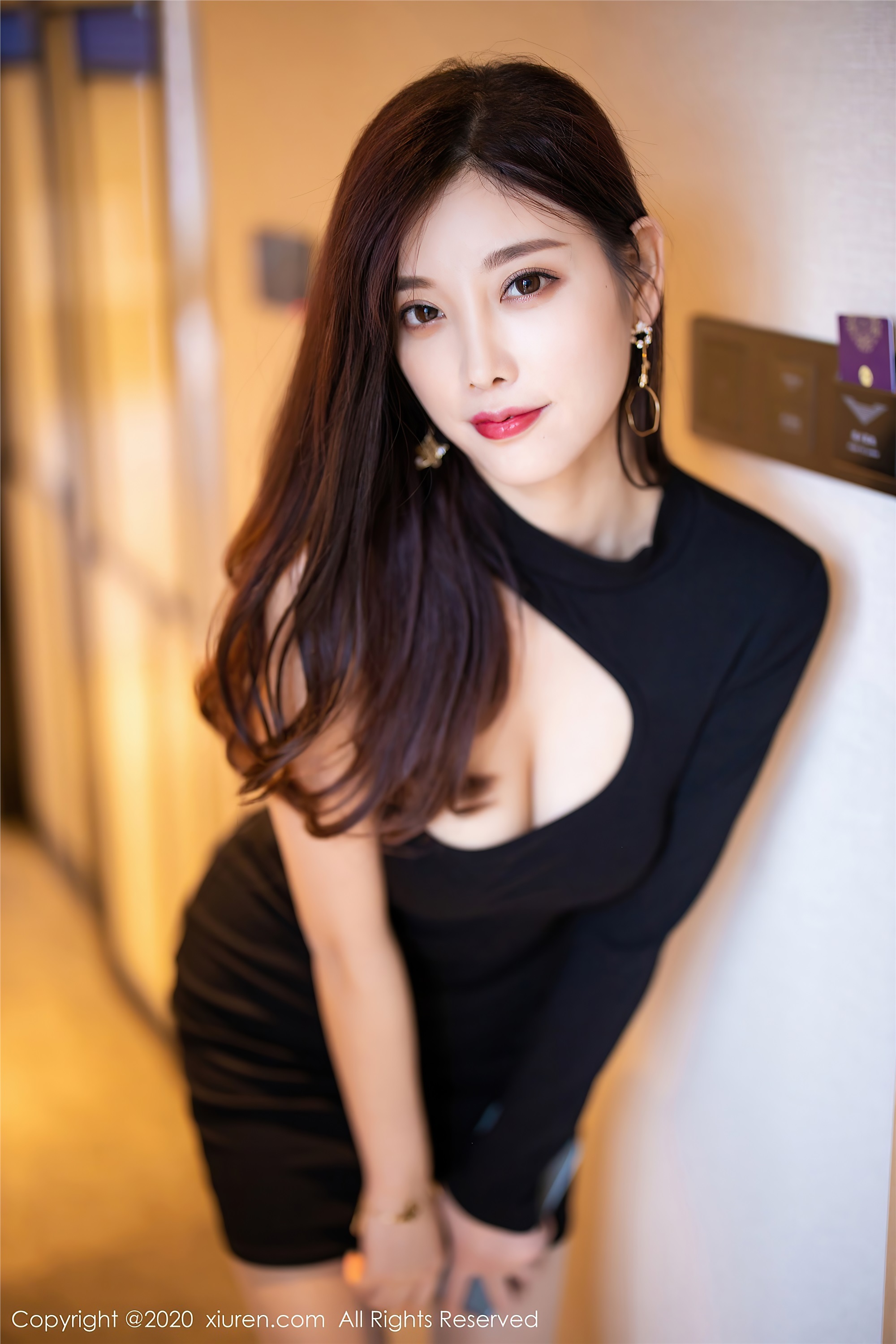 XIUREN秀人网 2020.11.03 No.2733 杨晨晨sugar